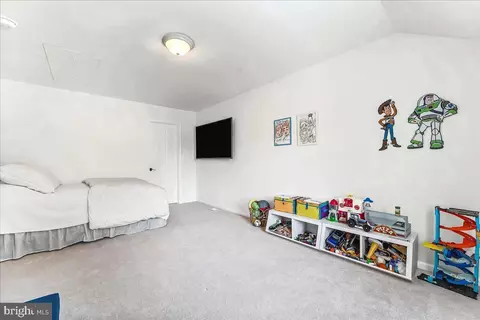 Bedroom - 4102 Bugle Ln, Boothwyn, PA 19061 photo 8 of 9