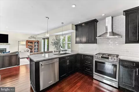 Kitchen - 4102 Bugle Ln, Boothwyn, PA 19061 photo 4 of 5
