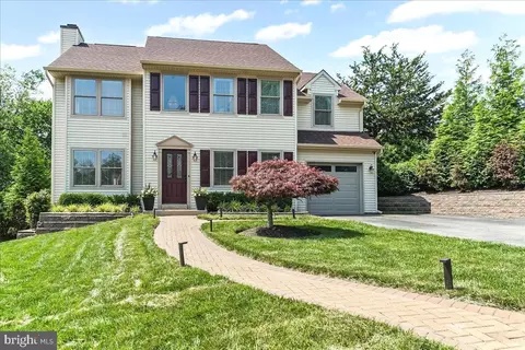 4102 Bugle Ln, Boothwyn, PA 19061