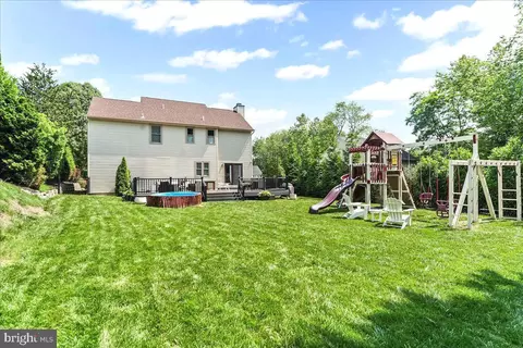Exterior - 4102 Bugle Ln, Boothwyn, PA 19061 photo 7 of 11