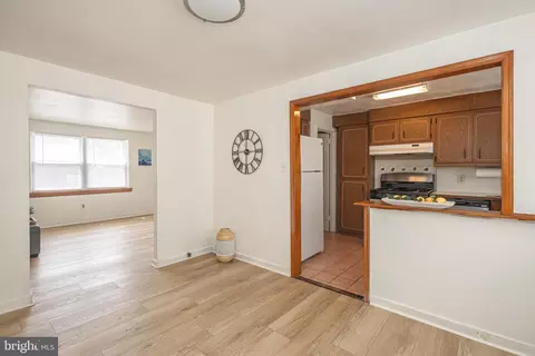 Entry Way - 1222 E 10th St, Eddystone, PA 19022 photo 1 of 2