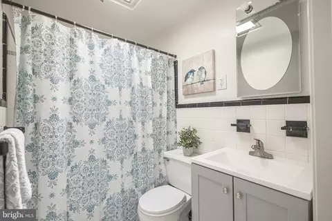 Bath - 1222 E 10th St, Eddystone, PA 19022 photo 1 of 1