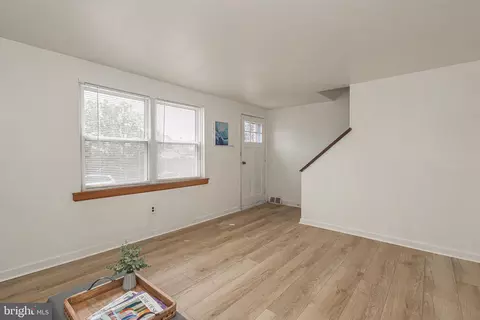Living - 1222 E 10th St, Eddystone, PA 19022 photo 1 of 5