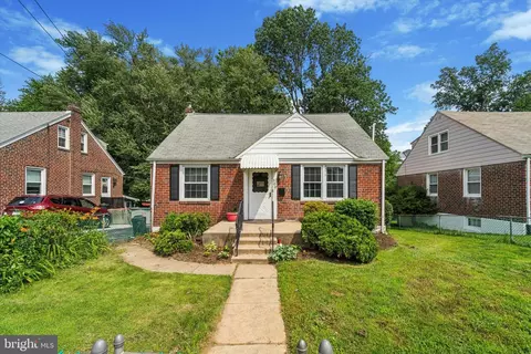 309 Birchwood Rd, Aldan, PA 19018