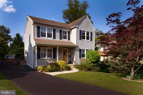 614 Penfield Ave, Havertown, PA 19083