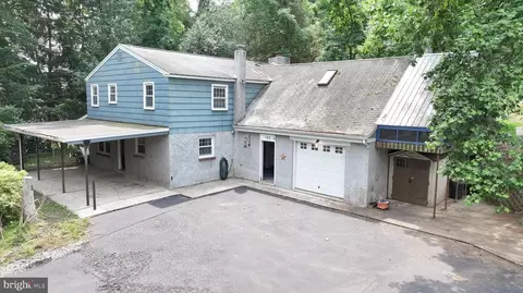 160 Stoney Bank Rd, Glen Mills, PA 19342