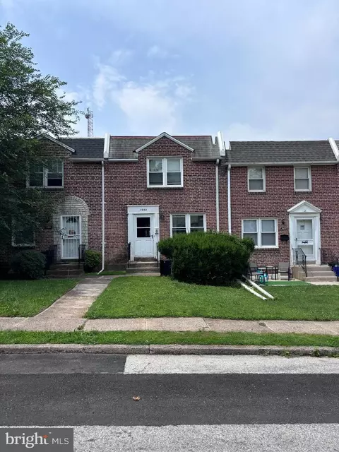 7952 Arlington Ave, Darby, PA 19082