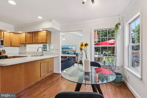Kitchen - 2640 E Colonial Dr, Boothwyn, PA 19061 photo 4 of 4