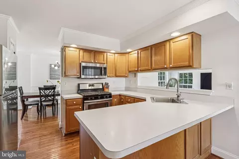 Kitchen - 2640 E Colonial Dr, Boothwyn, PA 19061 photo 2 of 4
