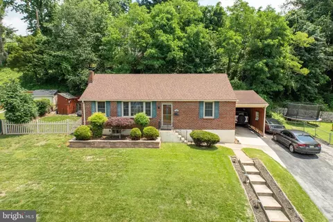 1346 Valley Rd, Woodlyn, PA 19094