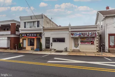 3706 Garrett Rd, Drexel Hill, PA 19026