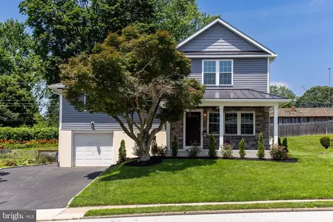 228 Warren Blvd, Broomall, PA 19008