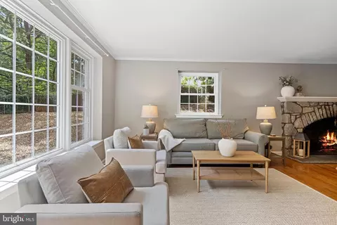 Living - 13 Weirwood Rd, Wayne, PA 19087 photo 4 of 5