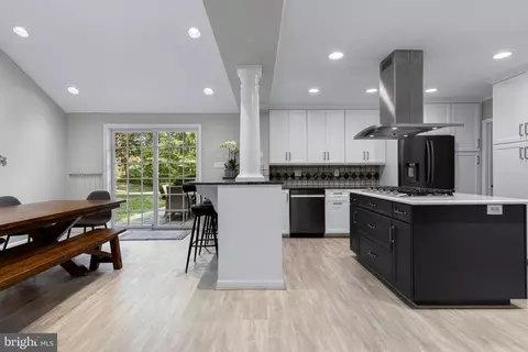 Kitchen - 13 Weirwood Rd, Wayne, PA 19087 photo 4 of 5