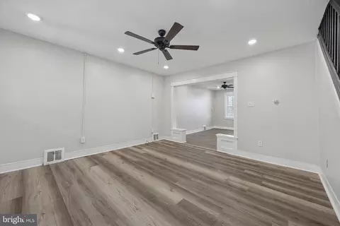Living - 1024 Washington Ave, Marcus Hook, PA 19061 photo 2 of 2