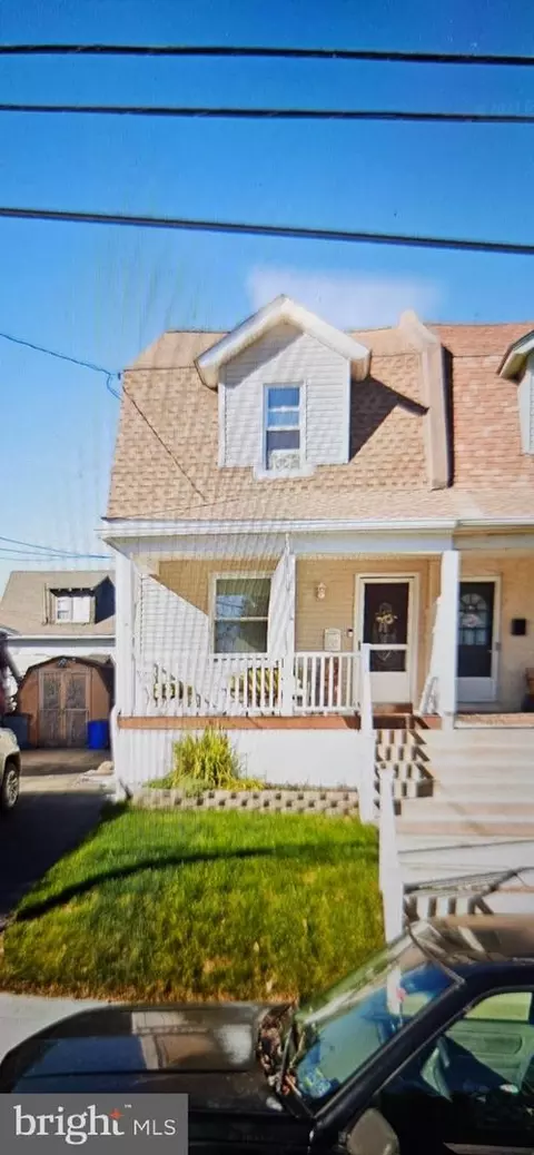 815 7th Ave, Prospect Park, PA 19076