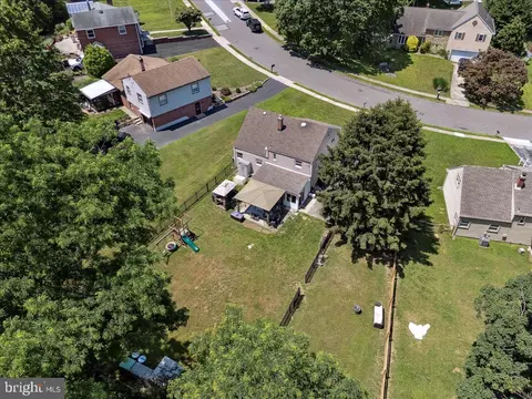 15 Pearson Dr, Springfield, PA 19064 photo 38