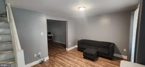 430 Darby Ter, Darby, PA 19023