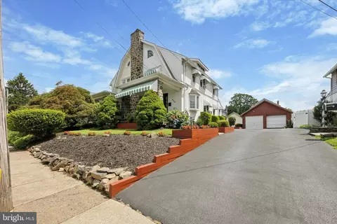Exterior - 945 Ormond Ave, Drexel Hill, PA 19026 photo 2 of 7