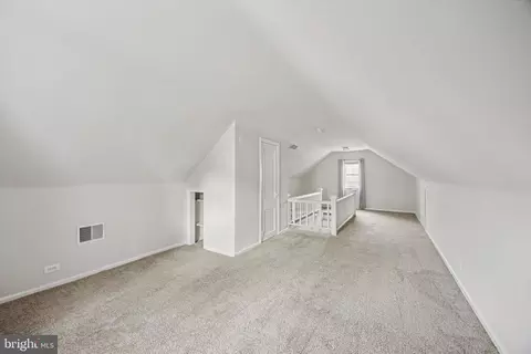 Entry Way - 957 Thornton Rd, Boothwyn, PA 19061 photo 2 of 2
