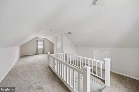 Entry Way - 957 Thornton Rd, Boothwyn, PA 19061 photo 1 of 2