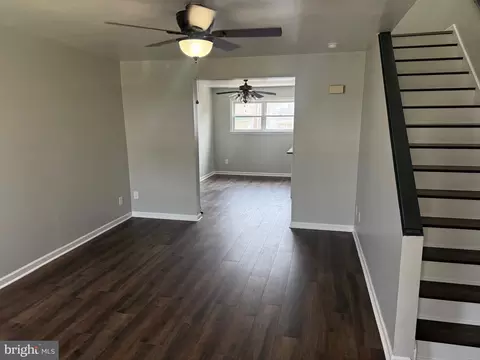 7150 Radbourne Rd, Darby, PA 19082