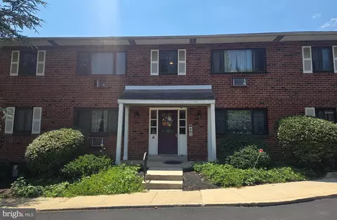 1 Lawrence Rd #A3A, Broomall, PA 19008