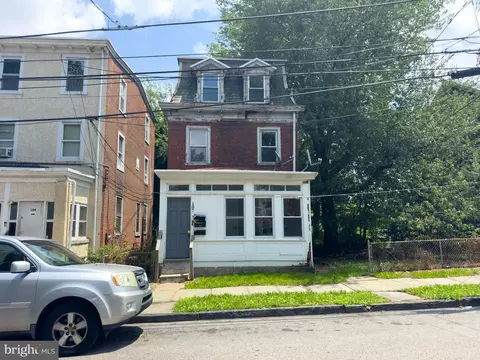 107 N 6th St, Darby, PA 19023