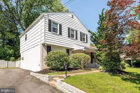 228 David Dr, Havertown, PA 19083