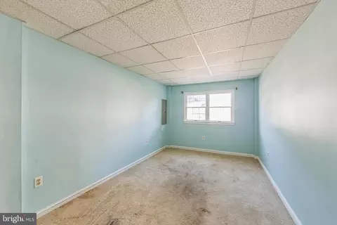 Bedroom - 340 E Thomson Ave, Springfield, PA 19064 photo 1 of 4