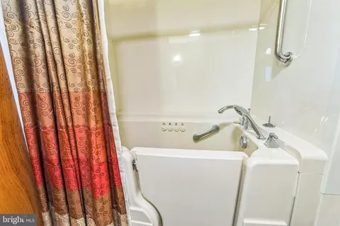 Other - 340 E Thomson Ave, Springfield, PA 19064 photo 8 of 11