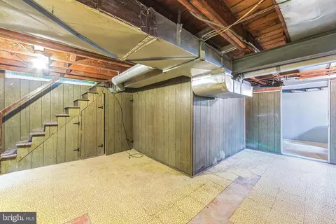Entry Way - 340 E Thomson Ave, Springfield, PA 19064 photo 1 of 1