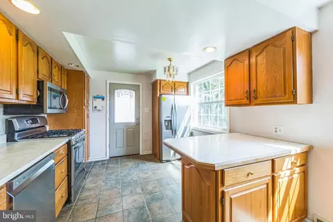 Kitchen - 340 E Thomson Ave, Springfield, PA 19064 photo 2 of 2