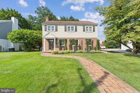 Exterior - 340 E Thomson Ave, Springfield, PA 19064 photo 9 of 9