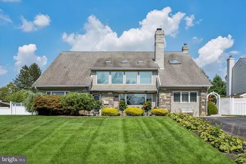 2157 Mary Ln, Broomall, PA 19008
