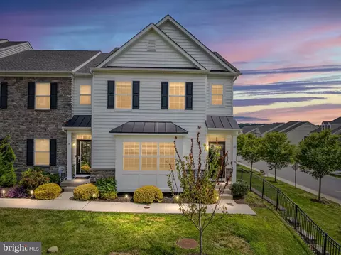 10 Skylar Cir, Media, PA 19063