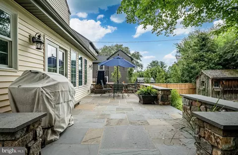 Exterior - 609 Lanmore Ave, Wayne, PA 19087 photo 6 of 10