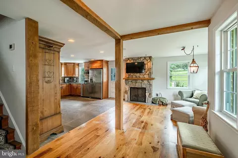 Entry Way - 609 Lanmore Ave, Wayne, PA 19087 photo 1 of 2