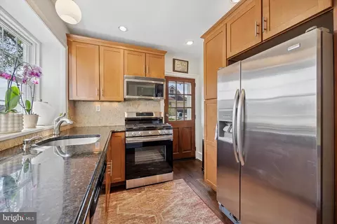 127 Crestview Rd, Darby, PA 19082 photo 16