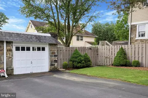127 Crestview Rd, Darby, PA 19082 photo 41