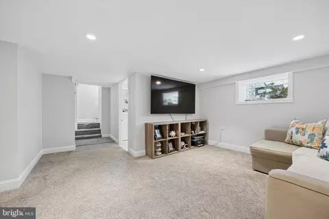127 Crestview Rd, Darby, PA 19082 photo 31