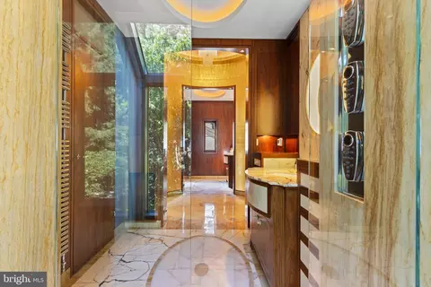 Entry Way - 308-310 Julip Run Rd, Wayne, PA 19087 photo 12 of 21