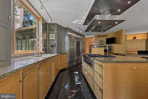 Kitchen - 308-310 Julip Run Rd, Wayne, PA 19087 photo 2 of 11