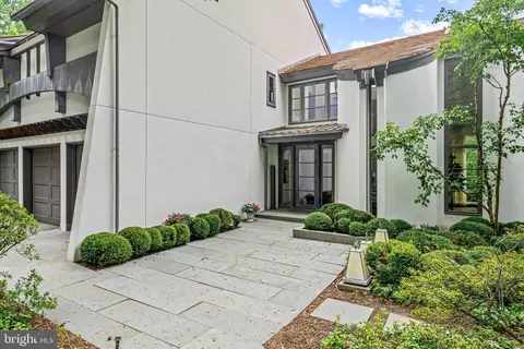 Exterior - 308-310 Julip Run Rd, Wayne, PA 19087 photo 6 of 22