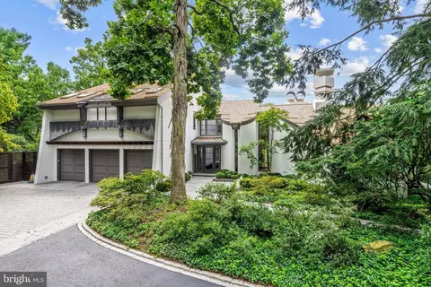 Exterior - 308-310 Julip Run Rd, Wayne, PA 19087 photo 2 of 22