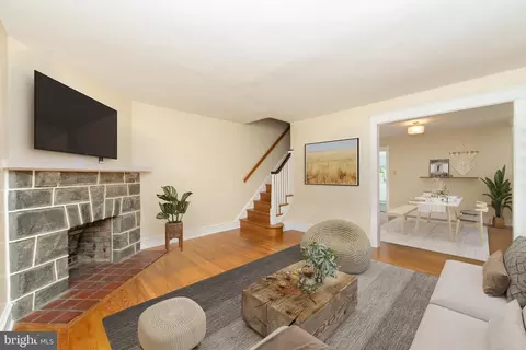 126 N Church St, Clifton Heights, PA 19018