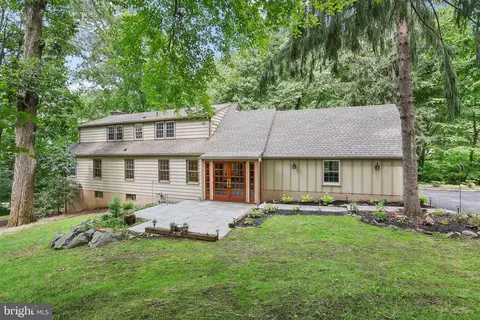 17 Weirwood Rd, Wayne, PA 19087 photo 3