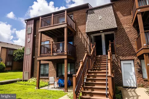 5200 Hilltop Dr #57, Brookhaven, PA 19015