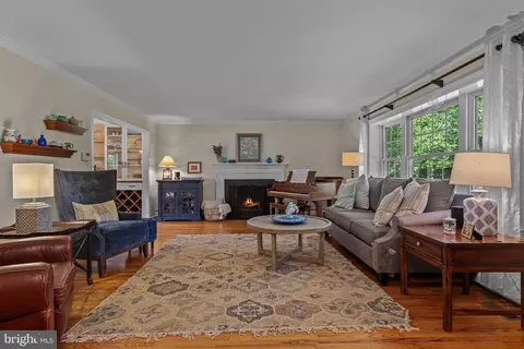620 W Wayne Ave, Wayne, PA 19087 photo 3