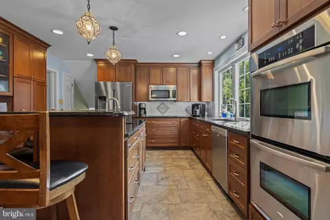 620 W Wayne Ave, Wayne, PA 19087 photo 8